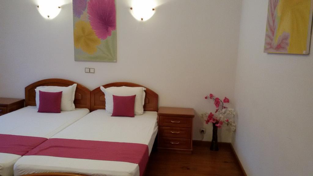 Family Hotel Elegance Arbanasi Extérieur photo