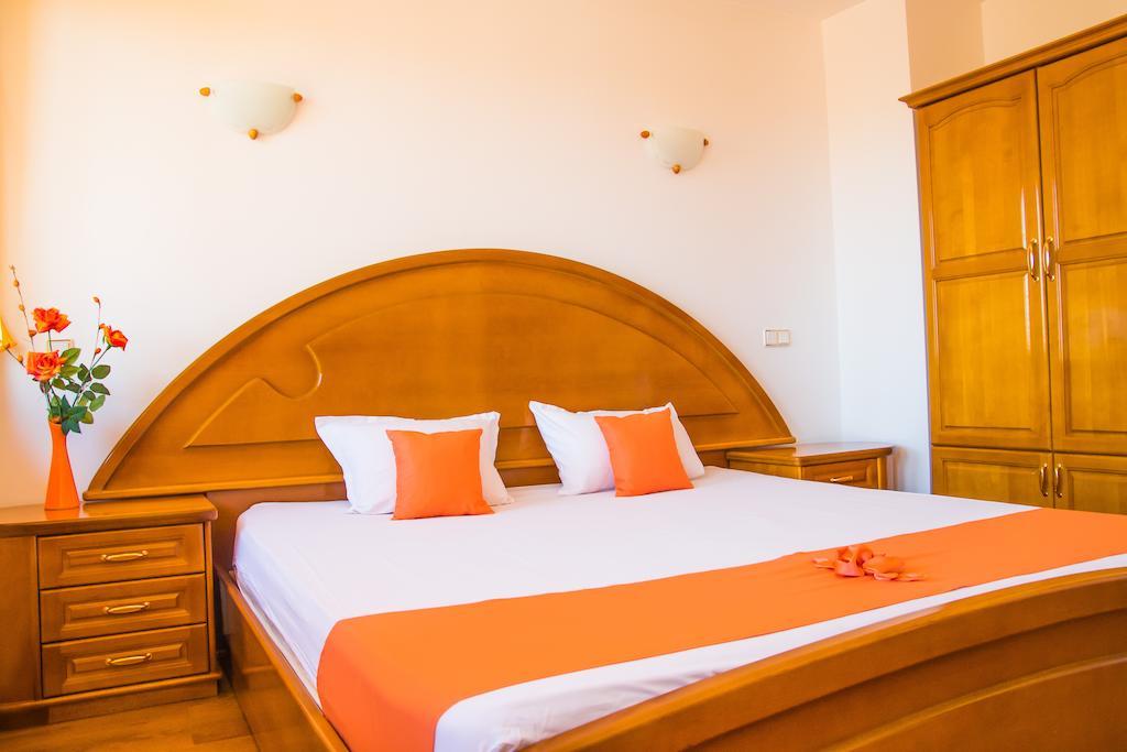 Family Hotel Elegance Arbanasi Chambre photo