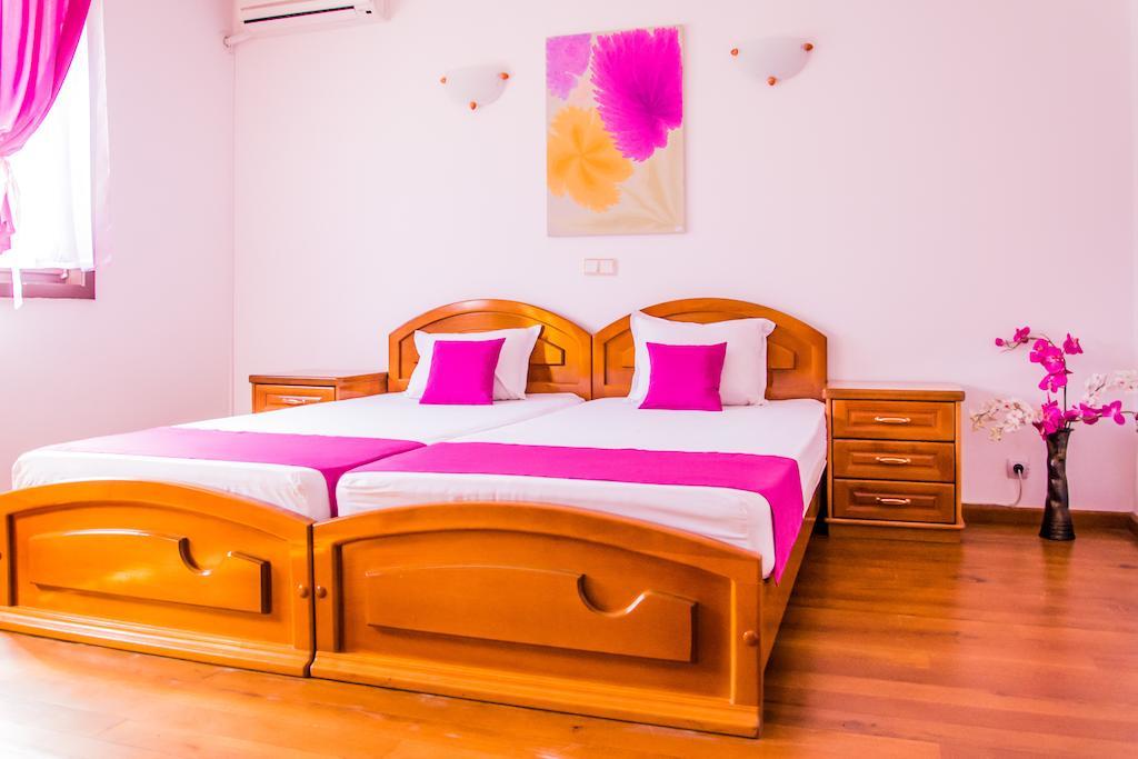 Family Hotel Elegance Arbanasi Chambre photo
