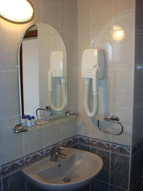 Family Hotel Elegance Arbanasi Chambre photo